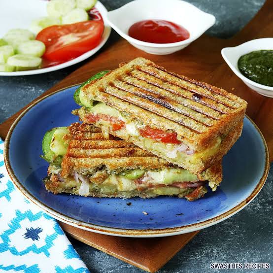 Sandwich served with Mayonnaise 