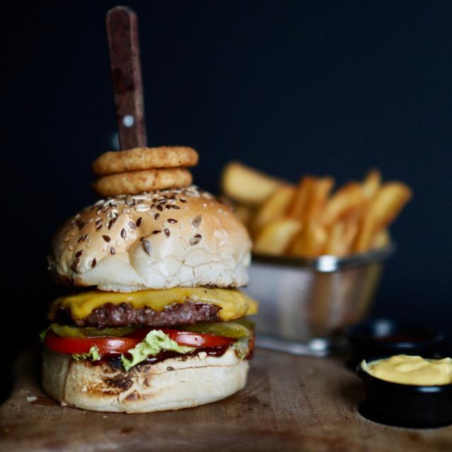 FAST FOOD (BURGER, SANDWICHES UND BURRITOS)