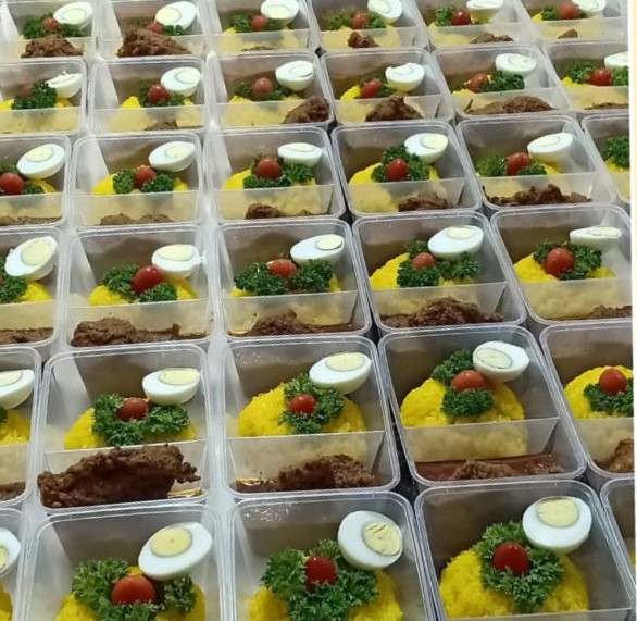 PULUT KUNING